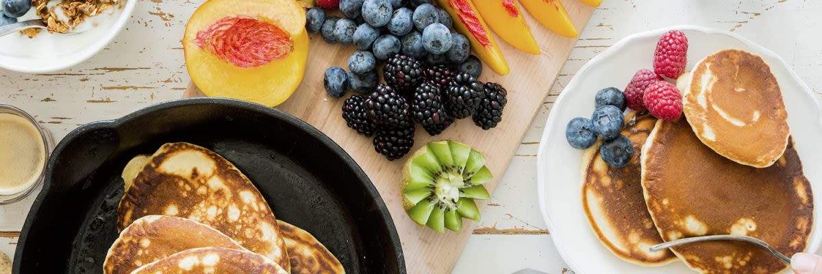 1500x500px Pancake-mit-Whey-Pudding-und-Früchten