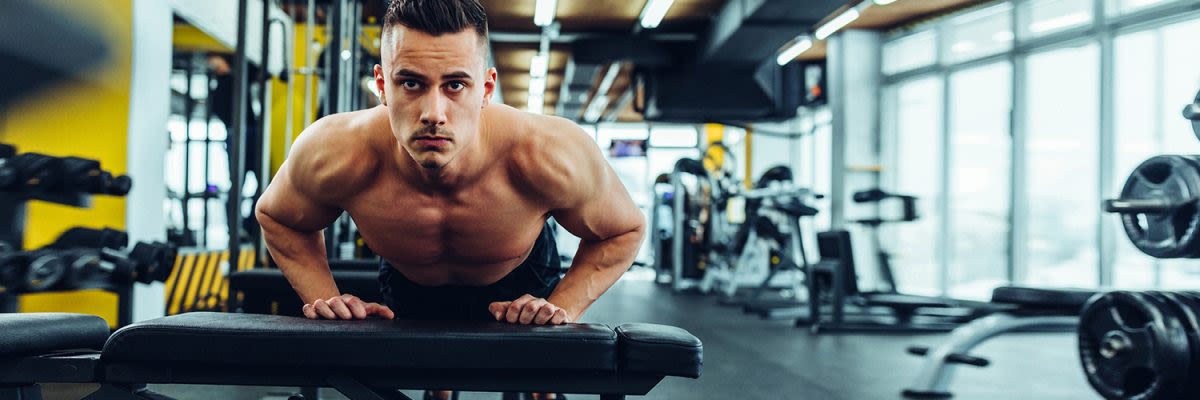 1500x500 man in gym