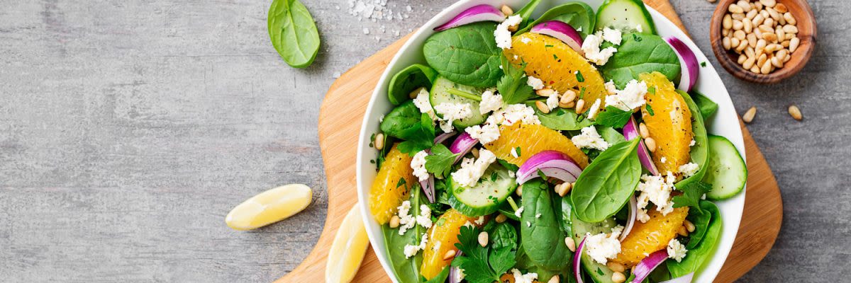 Quinoa-Orangen-Feta-Bowl