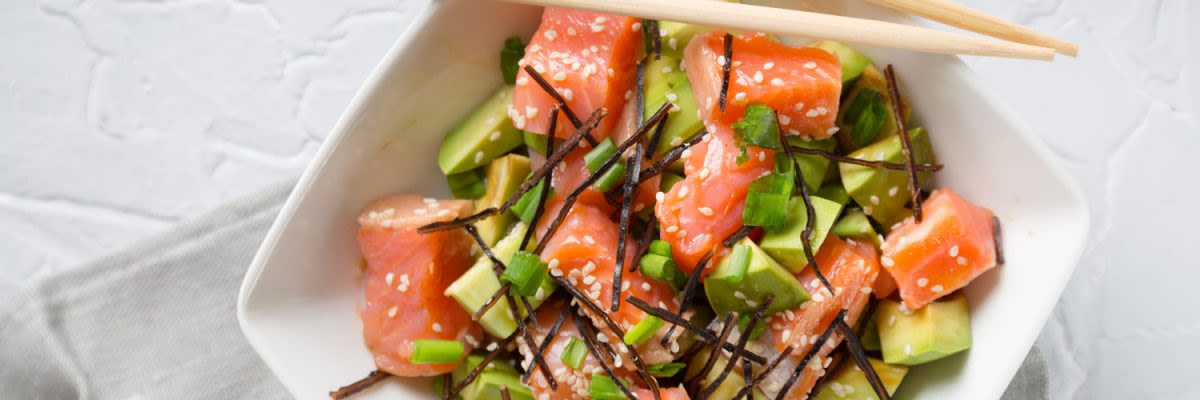 Poké Bowl mit Lachs