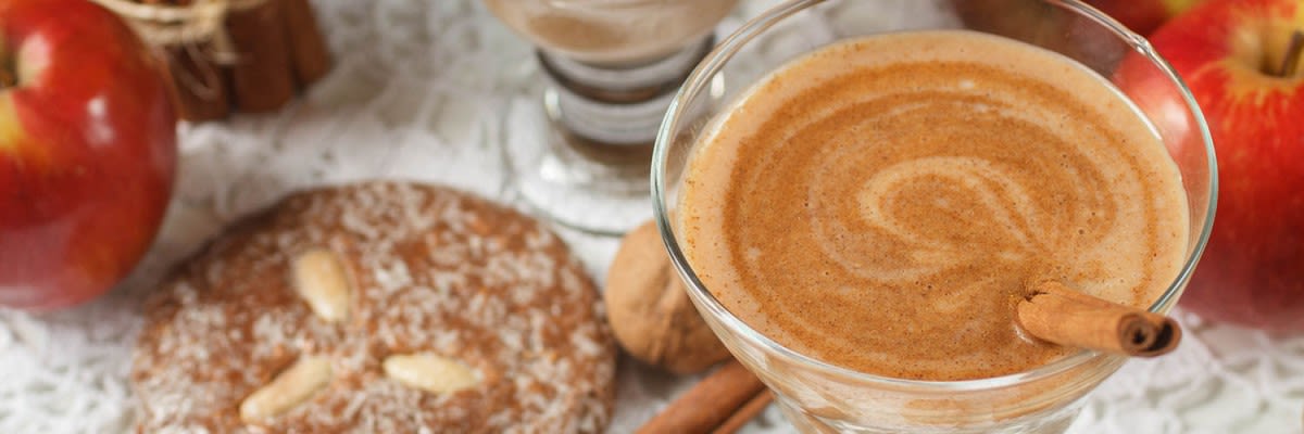 Winterlicher Zimt Shake mit apfel banane