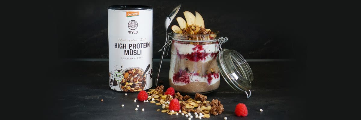 Protein Schichtmüsli im Glas