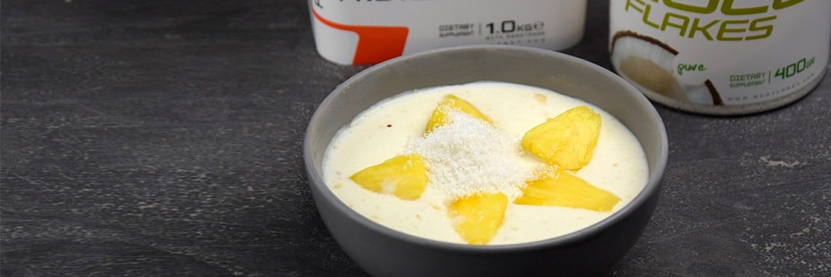 yogurt en ananas