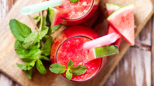 Wassermelonen-Beeren-Cocktail