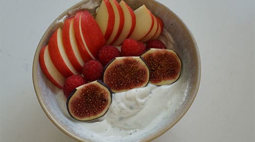 Magerquark mit Obst und Flavy Powder