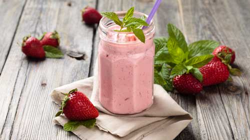 Erdbeer-Mandel-Proteinshake